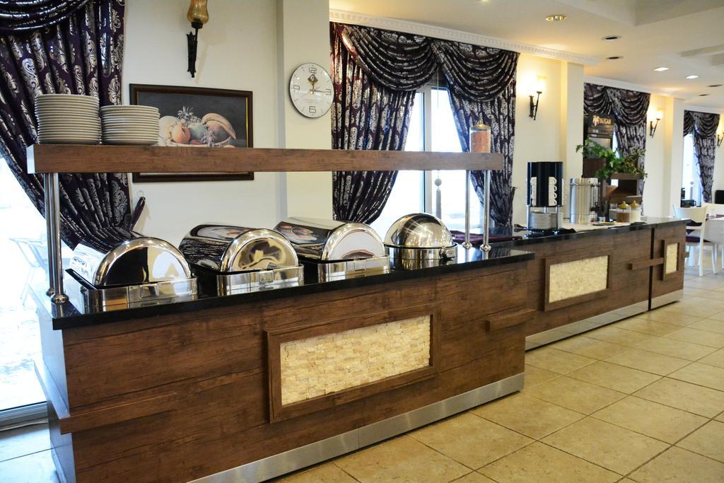 Club Rose Bay Hotel Foça Extérieur photo